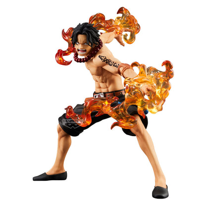 Figura de Portgas D. Ace de One Piece con efectos de fuego naranjas - 2