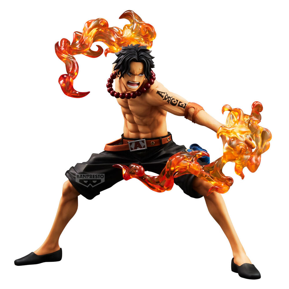 Figura de Portgas D. Ace de One Piece con efectos de fuego naranjas - 3