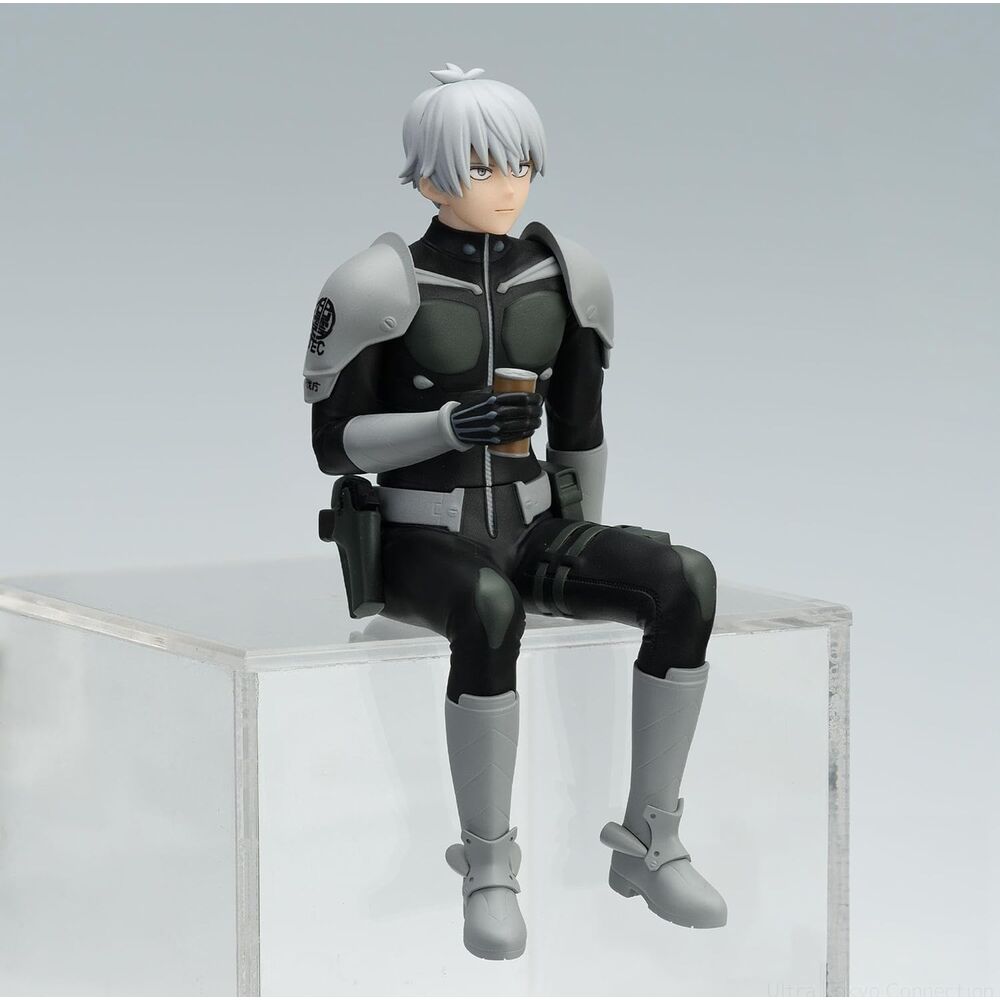 Figura PM Perching de Reno Ichikawa sentado con una taza