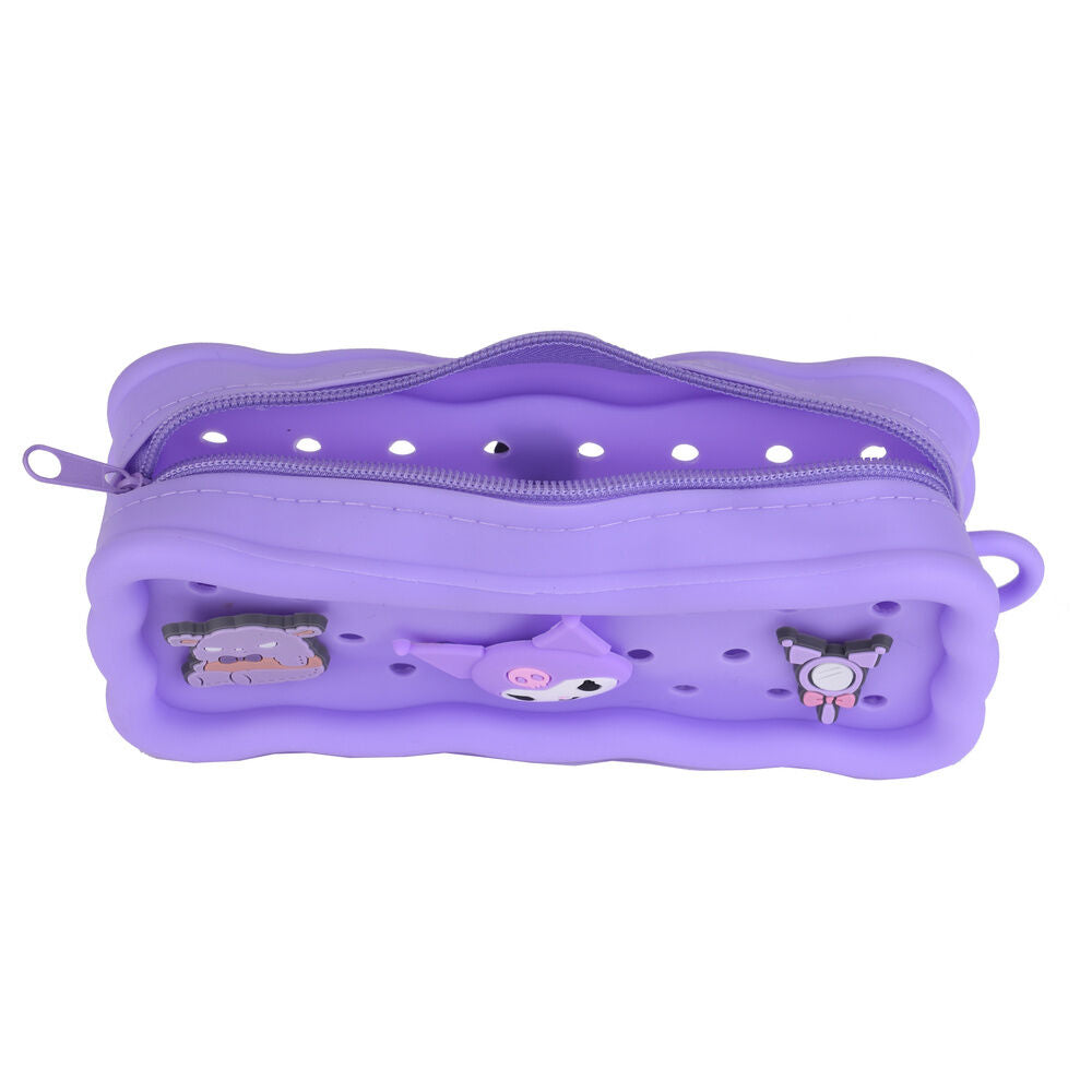 Portatodo morado de silicona con diseño Kuromi - 3