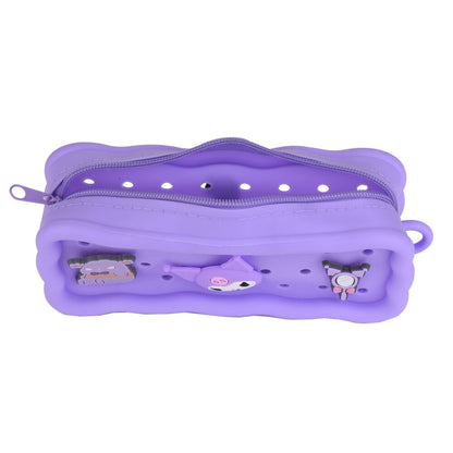 Portatodo morado de silicona con diseño Kuromi - 3