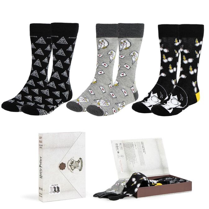 Set de tres calcetines Harry Potter CERDÁ con diseños negros y grises
