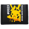 Billetera negra de Pokémon con ilustración amarilla de Pikachu