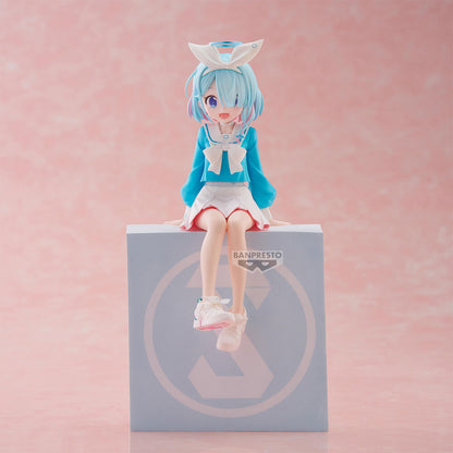 Figura de Arona de Blue Archive en tonos azul y blanco