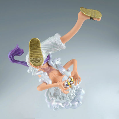 Figura de Monkey D. Luffy Gear 5 de One Piece en pose invertida - 3