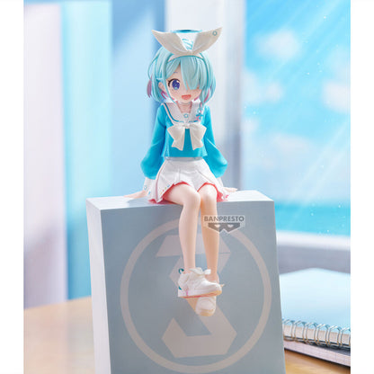 Figura de Arona de Blue Archive en tonos azul y blanco - 4