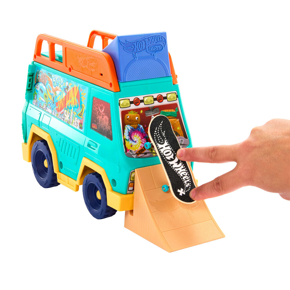 Furgoneta Hot Wheels Skate con rampas, fingerboard y accesorios - 4