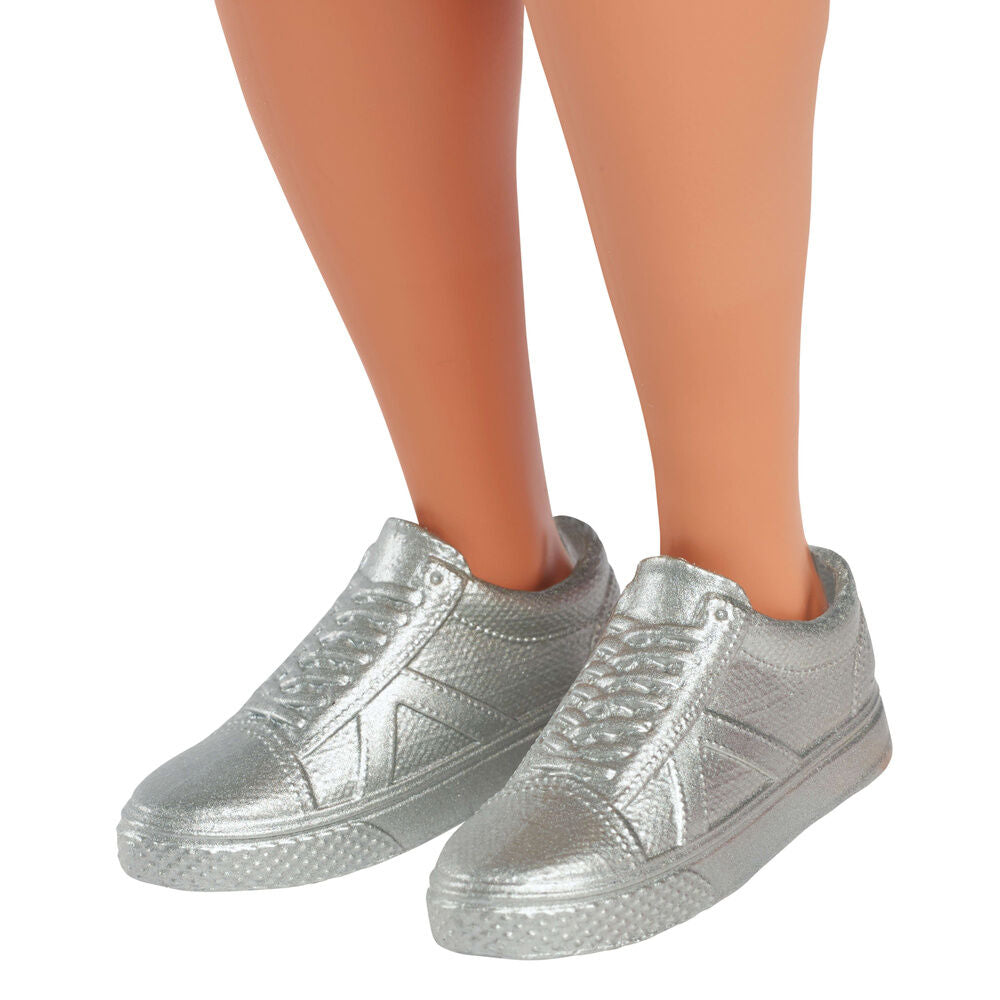 Muñeco Ken Fashionistas Barbie con camiseta degradada y pantalones vaqueros - 5