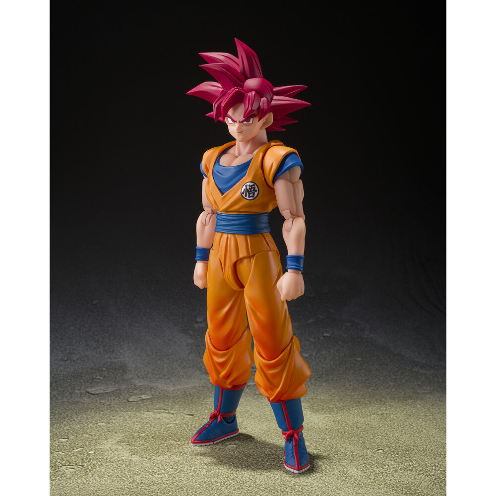 Figura S.H.Figuarts de Son Goku Super Saiyan God con traje naranja y cabello rojo