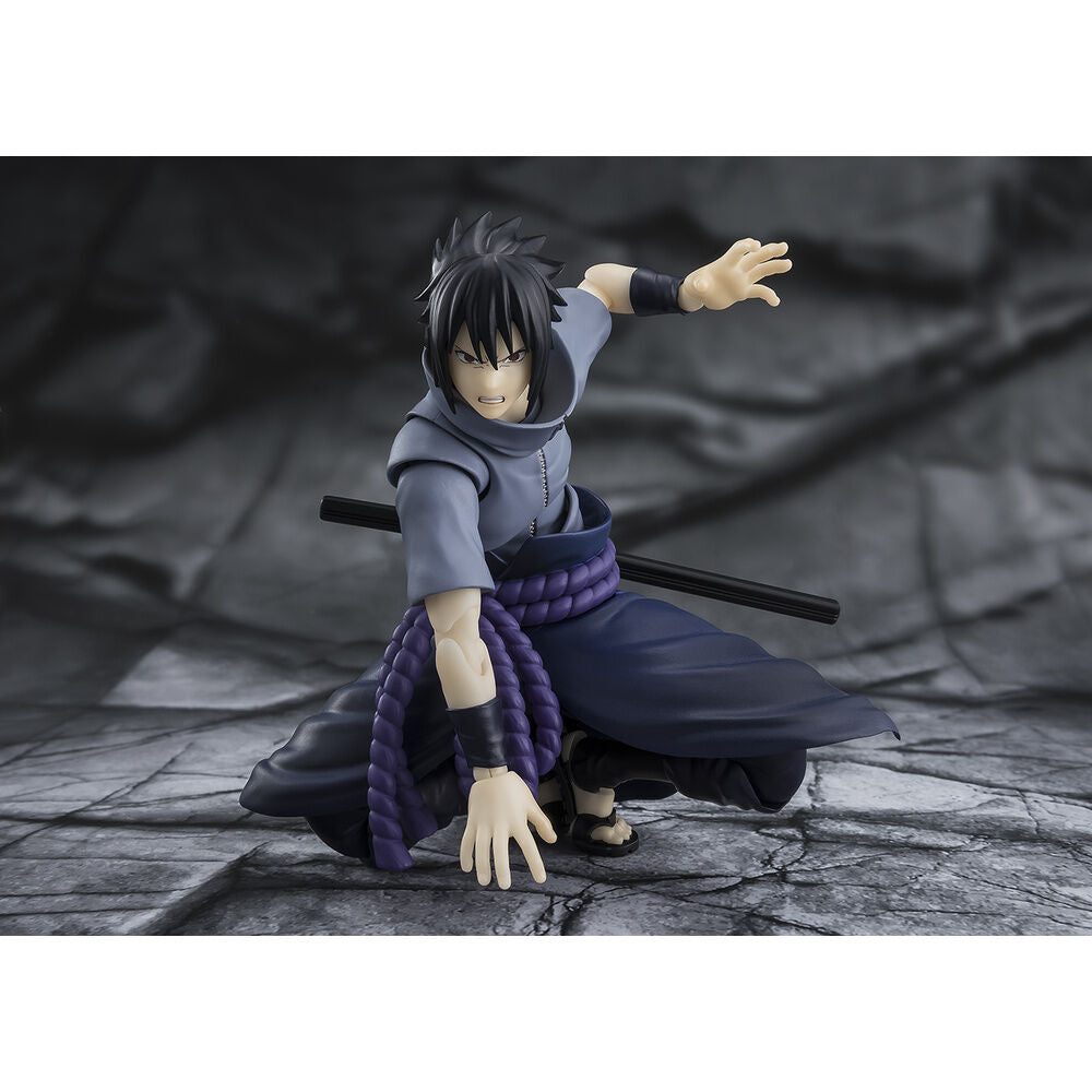 Figura S.H.Figuarts de Sasuke Uchiha con atuendo oscuro y cordón morado - 7