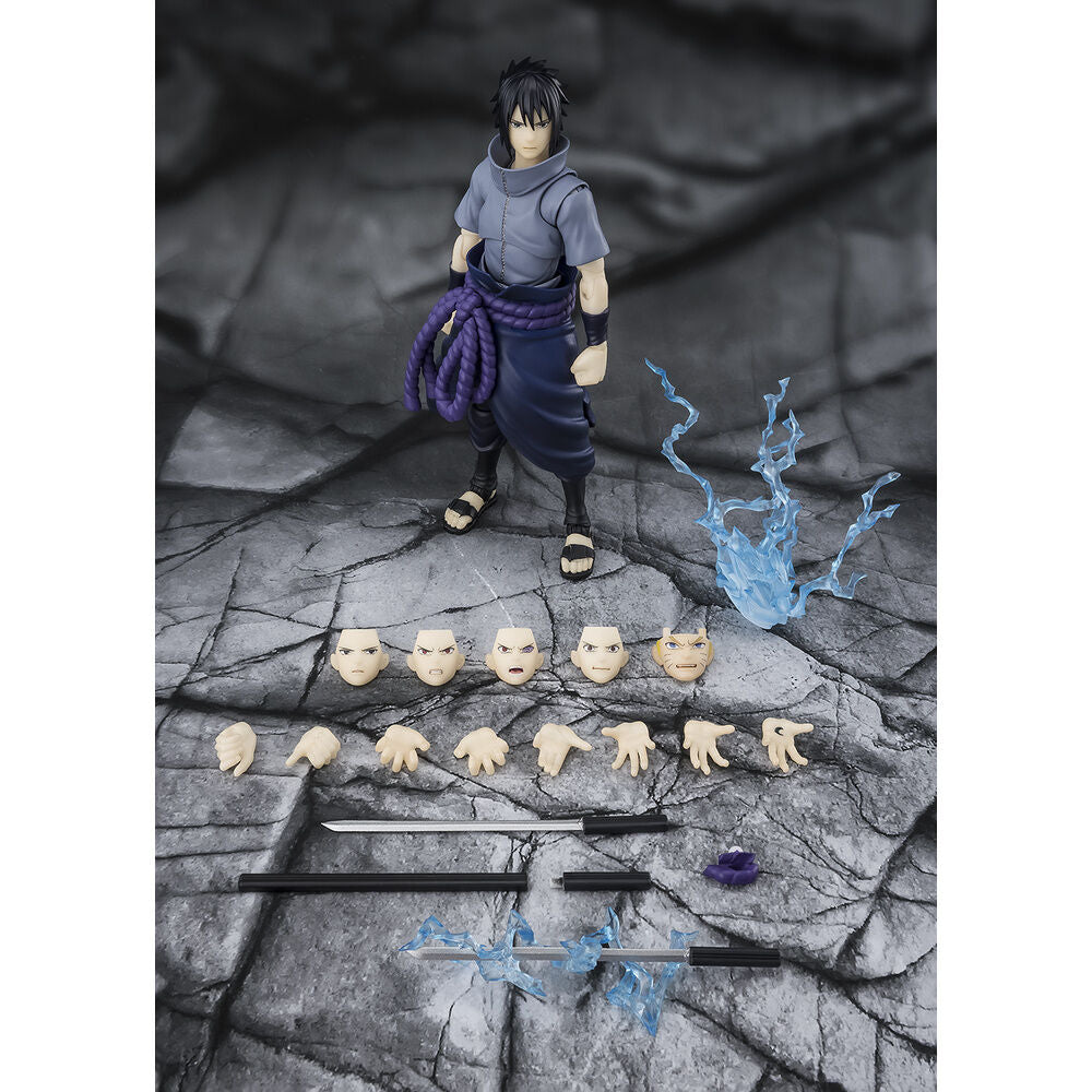 Figura S.H.Figuarts de Sasuke Uchiha con atuendo oscuro y cordón morado - 8