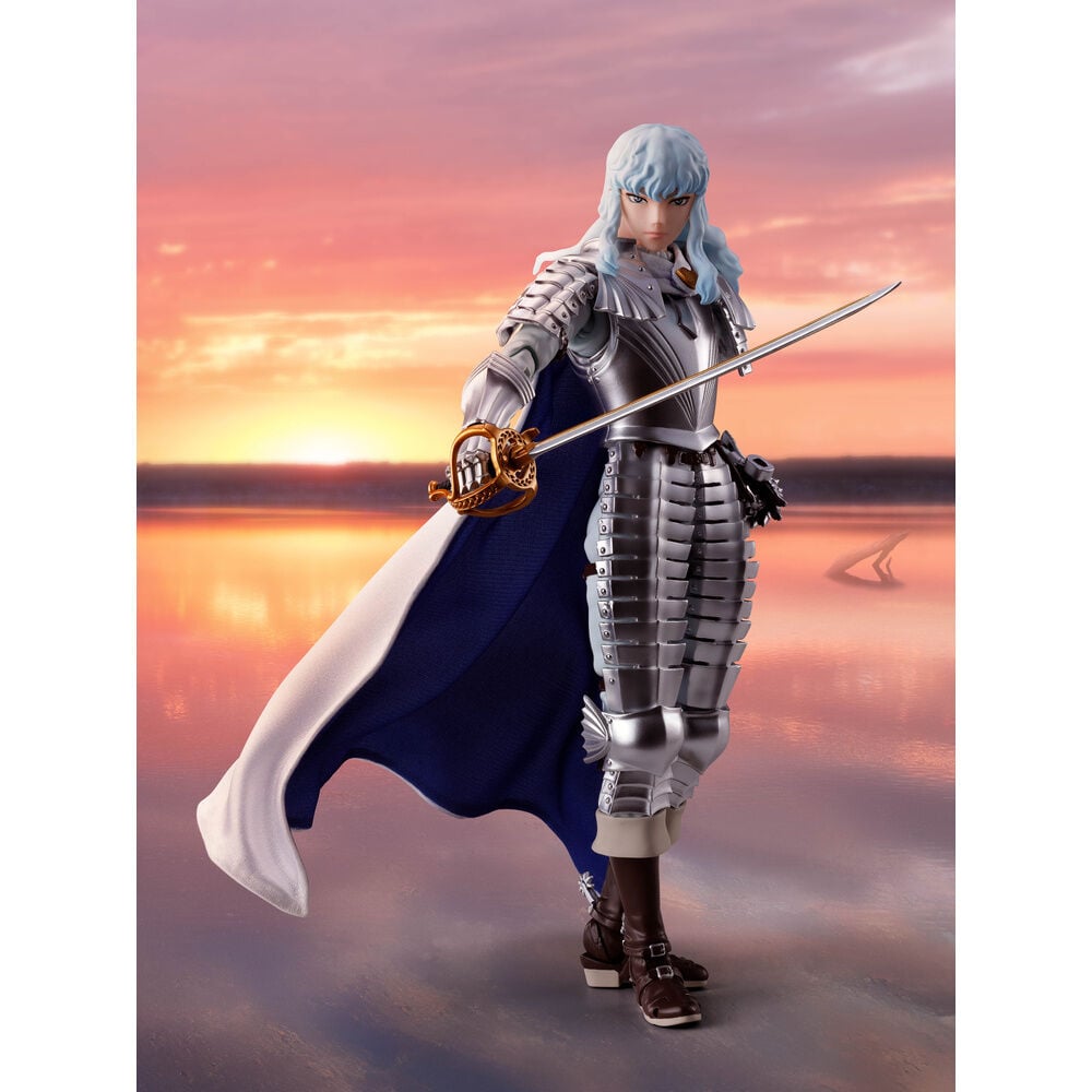 Figura S.H.Figuarts de Griffith de Berserk con armadura, capa y espada