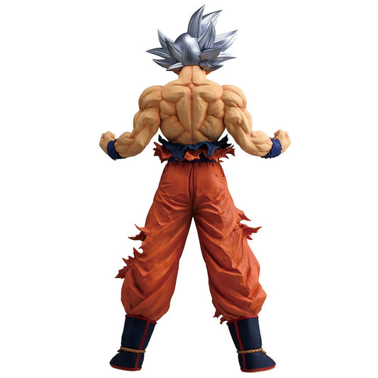 Figura Ichibansho de Son Goku Ultra Instinct con gi naranja - 2