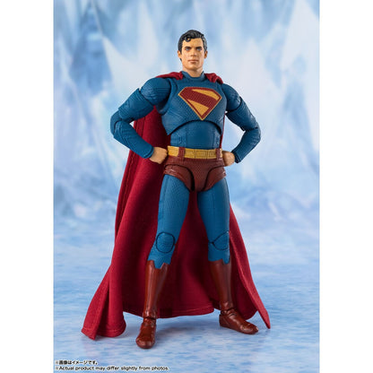 Figura articulada S.H.Figuarts de Superman con traje azul y capa roja