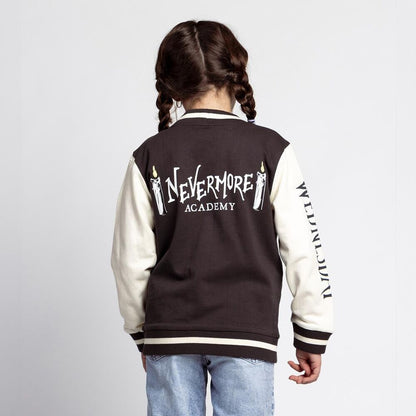 Chaqueta infantil Wednesday gris y crema con escudo frontal - 5
