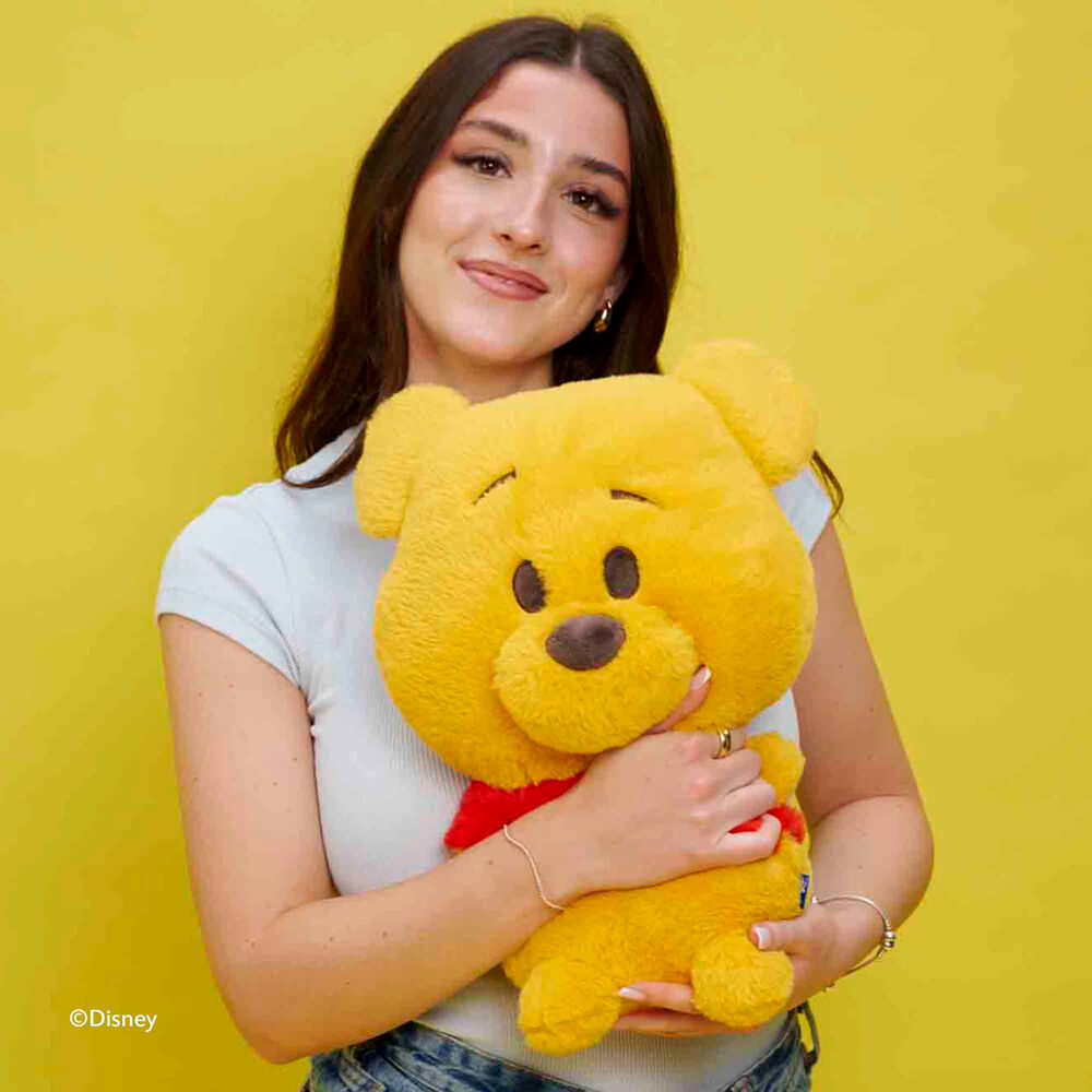 Peluche de Winnie the Pooh Disney de 35 cm con camiseta roja - 3