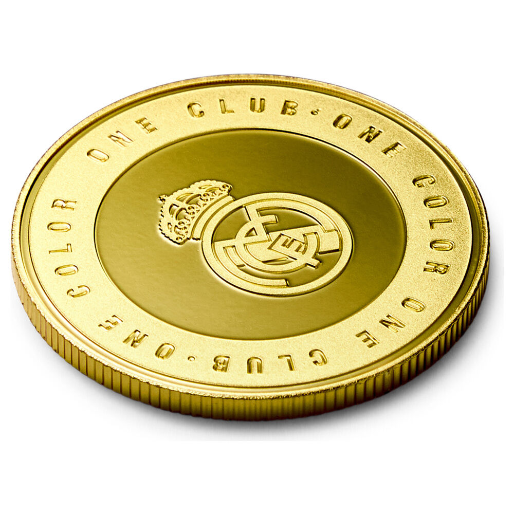Moneda dorada One Color One Club del Real Madrid en cápsula acrílica - 4