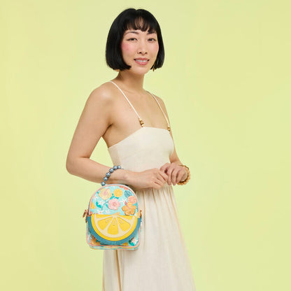 Mochila Lemon Loungefly con flores, cítricos y frontal de limón - 2