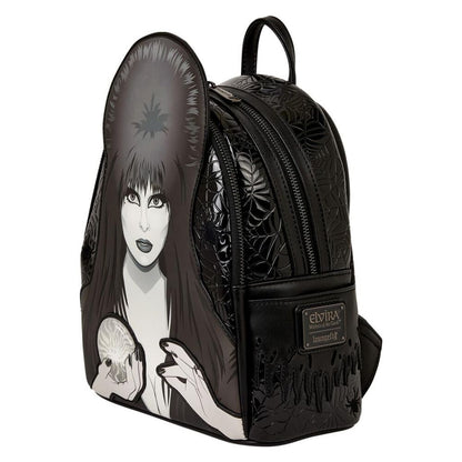 Mochila negra Loungefly con ilustración frontal de Elvira - 3