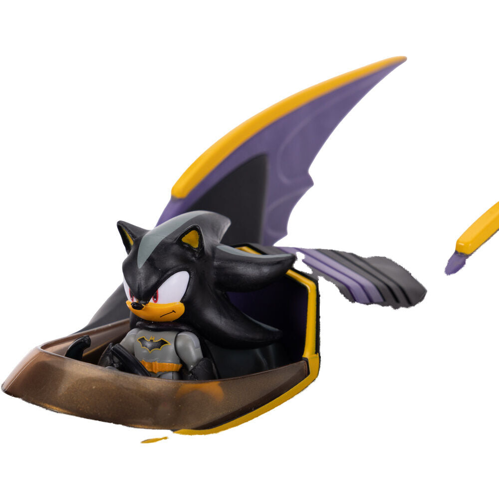 Batmobile negro con detalles amarillos y figura Shadow Batman de Sonic - 4