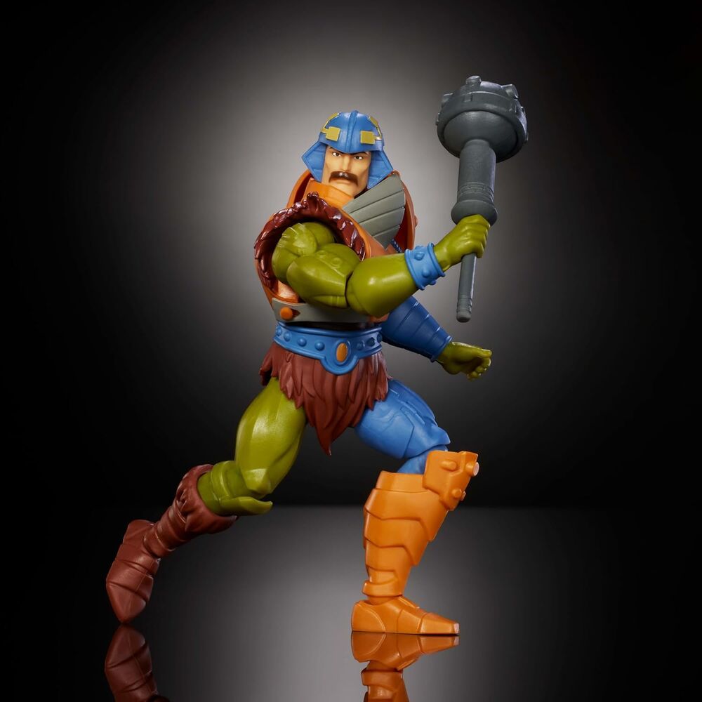 Figura articulada de Man-At-Arms con armadura y martillo - 4