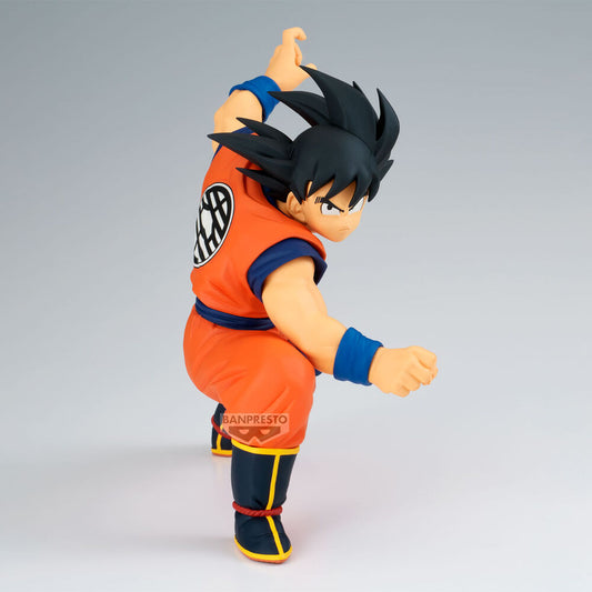 Figura de Son Goku de Dragon Ball Z en pose de combate - 2