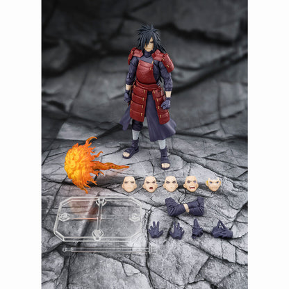 Figura articulada S.H.Figuarts de Madara Uchiha con accesorios