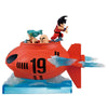 Figura Ichibansho de Goku, Bulma y Krillin en vehículo submarino rojo