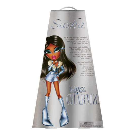 Muñeca Sasha Bratz Stylin con conjunto plateado y charm del 25 aniversario - 2