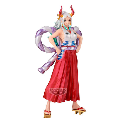 Figura Yamato de One Piece King of Artist con falda roja y cuernos