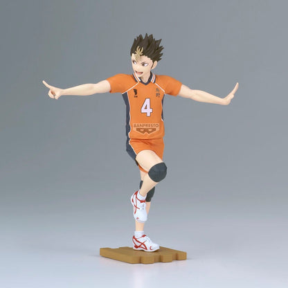 Figura de Yu Nishinoya de Haikyu!! con uniforme naranja y negro - 4
