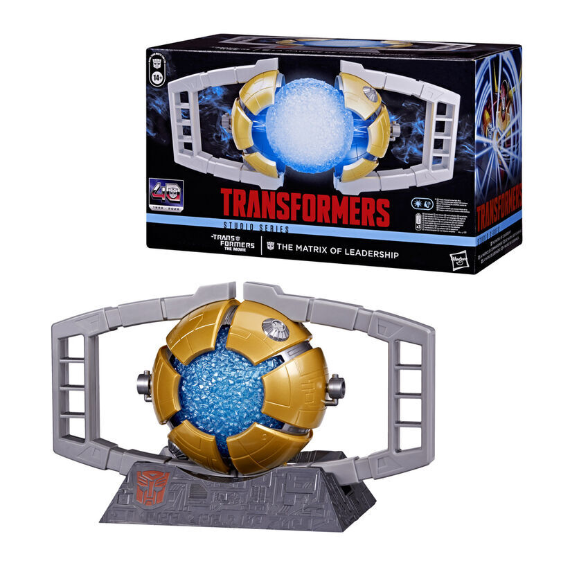 Réplica de La Matriz de Liderazgo de Transformers con marco abierto y núcleo azul
