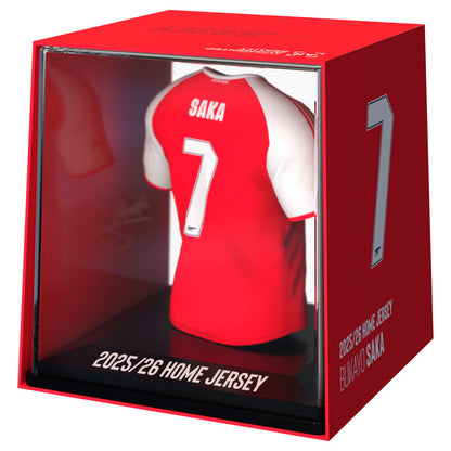 Figura mini camiseta de Bukayo Saka del Arsenal en estuche rojo - 2