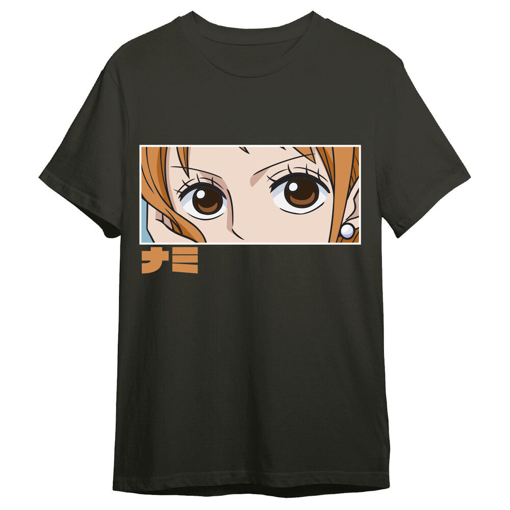 Camiseta negra de Nami de One Piece con estampado frontal