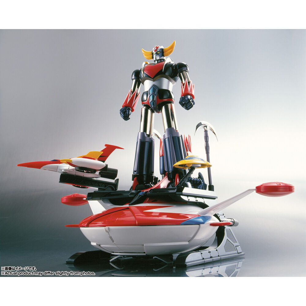 Figura Soul of Chogokin GX-04S Grendizer con naves sobre una base - 2