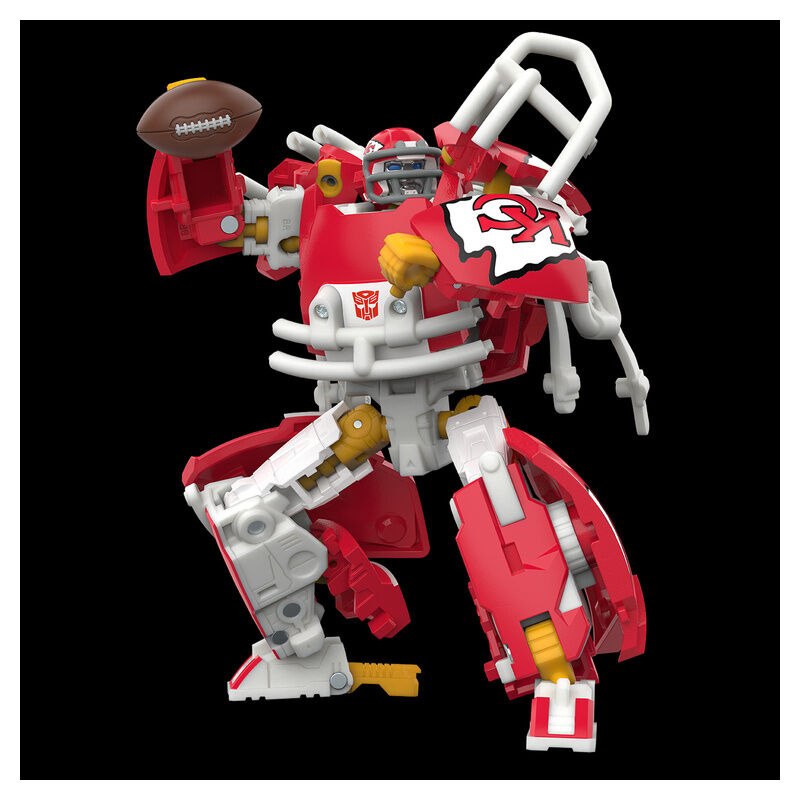 Figura articulada Transformers NFL KC-59 roja con casco de fútbol americano - 2