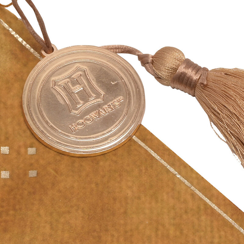 Banderín dorado de Hufflepuff Harry Potter con escudo y borlas - 2