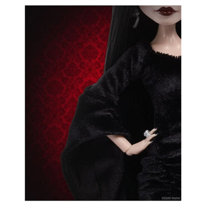Muñeca Morticia Wednesday de Monster High con vestido negro y rojo - 6