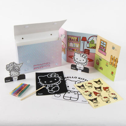 Bolso set coloreable Hello Kitty and Friends con láminas y útiles de color - 3