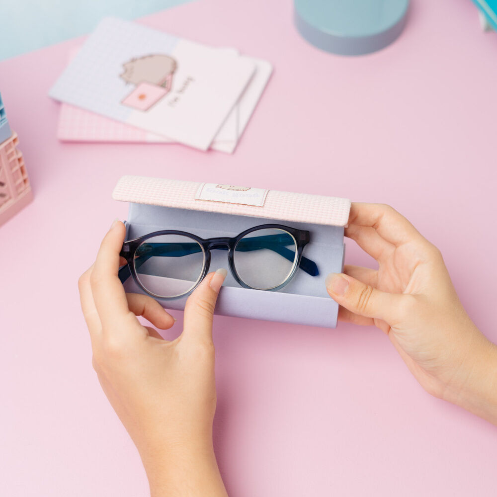 Funda rígida rosa y lila para gafas con diseño bordado de Pusheen - 3