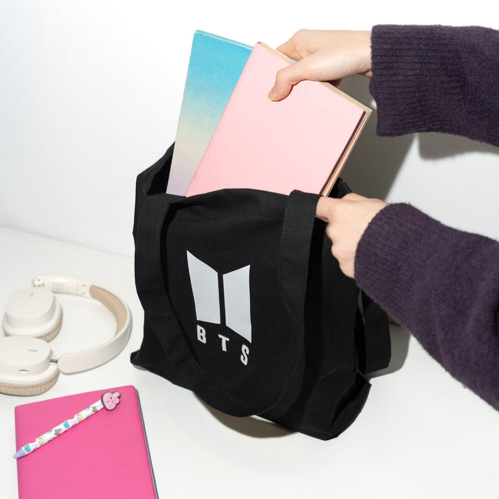 Bolsa de tela negra ERIK con logo BTS blanco - 6