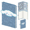 Cuaderno A5 azul de peluche con diseño de Cinnamoroll