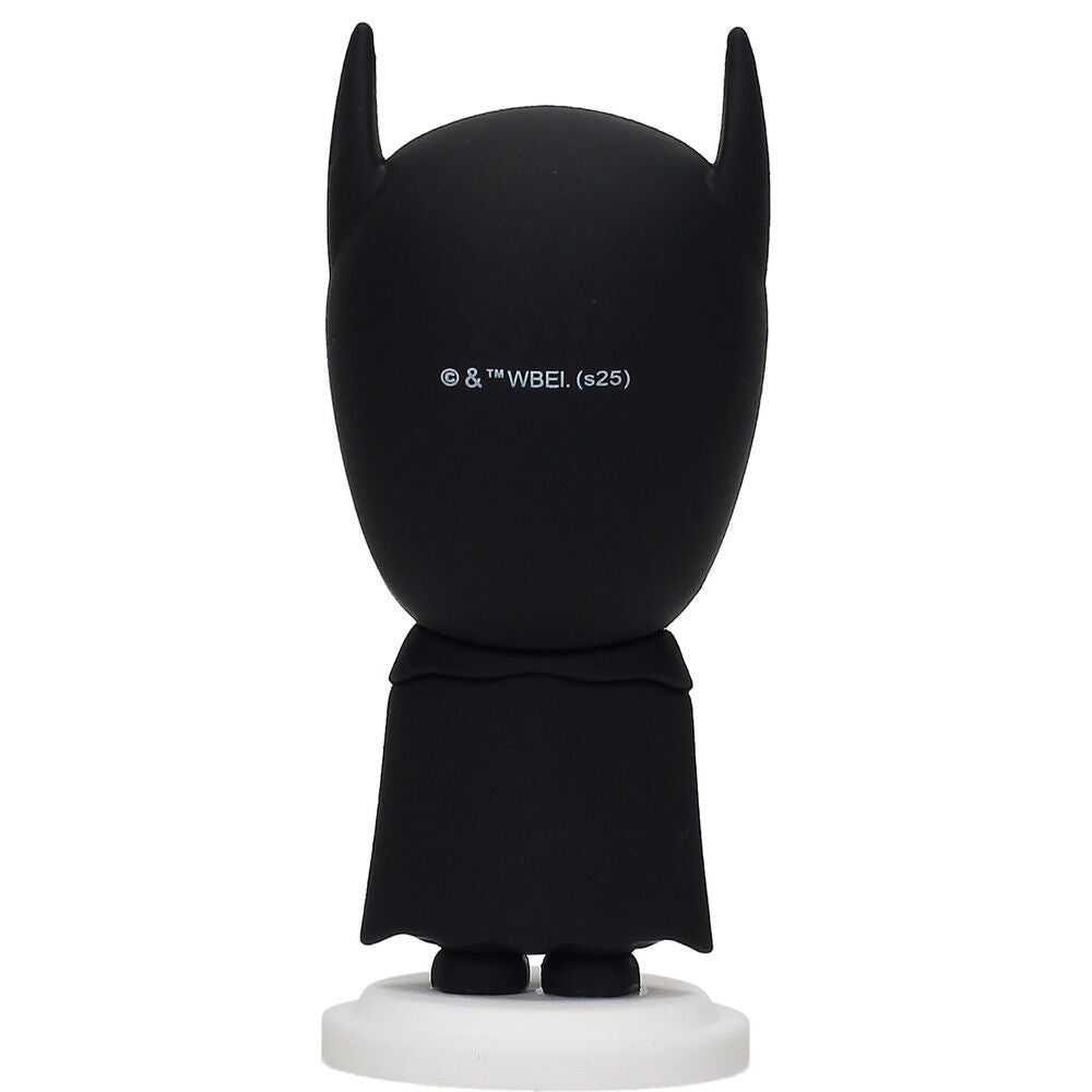 Figura Pokis de Batman DC Comics con capa y base blanca - 3