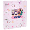Carpeta rosa Lovely Story K-Pop con ilustraciones de personajes y auriculares