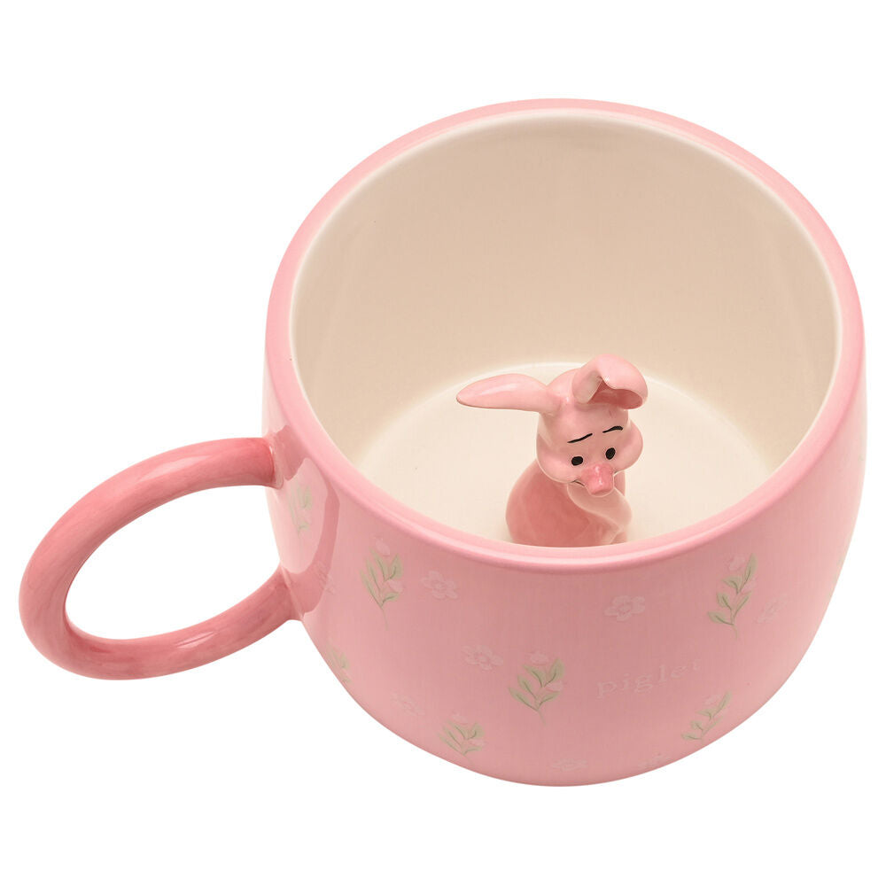 Taza rosa de cerámica con Piglet 3D de Disney en el interior