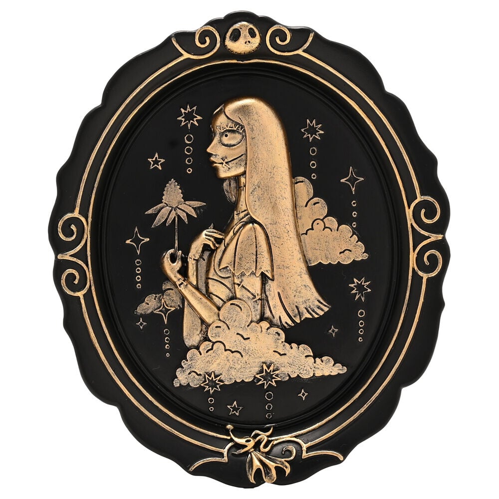 Placa de resina de Sally de Pesadilla Antes de Navidad con detalles dorados