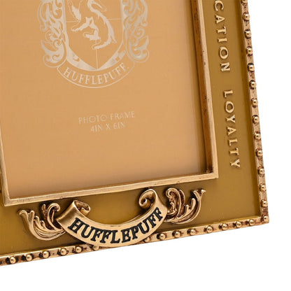 Marco de fotos dorado de Hufflepuff con escudo y tejón - 3
