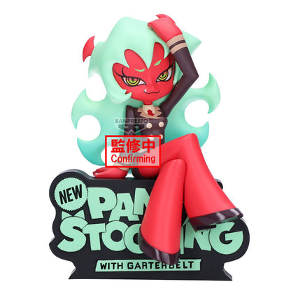 Figura de Scanty de New Panty Stocking with Garterbelt sobre base decorada