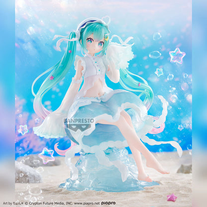 Figura Hatsune Miku Clearluxe Jellyfish de 20 cm con diseño acuático - 2