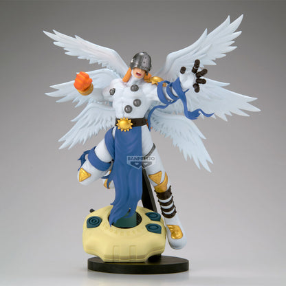 Figura BANPRESTO de Angemon con alas desplegadas y base inspirada en un Digivice - 2